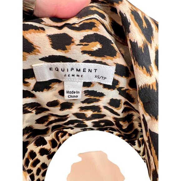 Equipment Signature Silk Leopard Print Button Down Blouse - Size XS - Picture 6 of 6